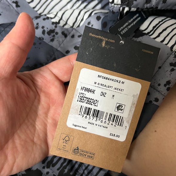 The North Face Long Sleeve Circaloft Abstract Printed Jacket - Size M - Picture 2 of 4